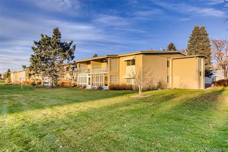 715 S Clinton #1B Denver, CO 80247