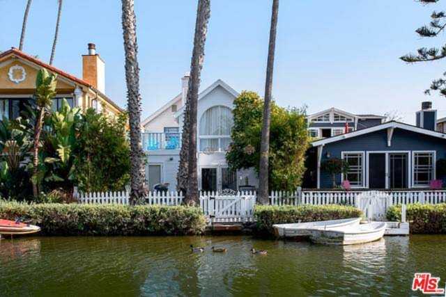 456 Howland Canal Venice, CA 90291