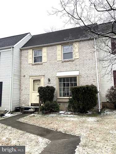 3023 Ellenwood Dr Fairfax, VA 22031
