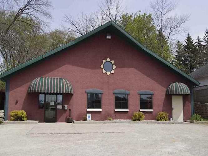 405 S Spring St Beaver Dam, WI 53916