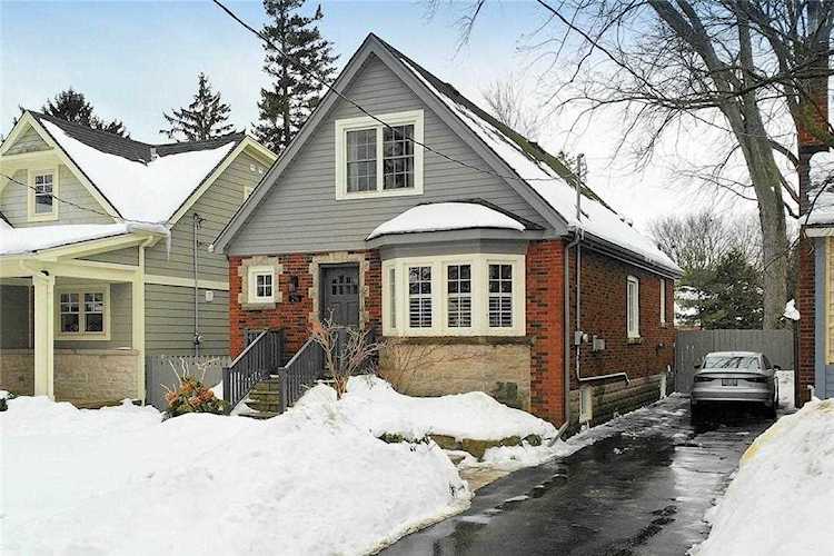 296 Delaware Avenue Burlington, ON L7R3B2