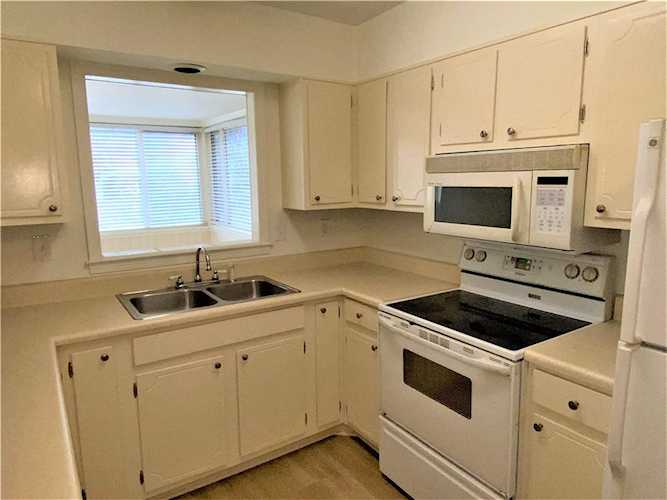 43 La Rue Place NW Atlanta, GA 30327