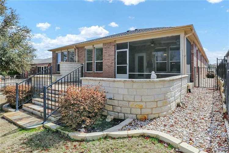 321 Bartlett Peak DR Georgetown, TX 78633