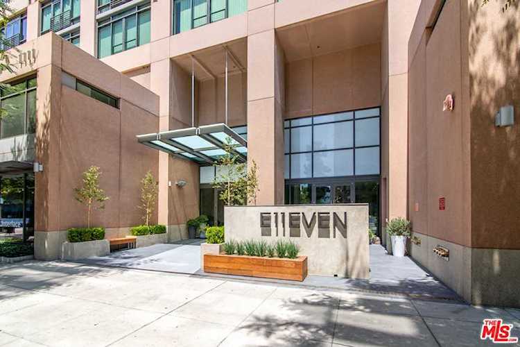 1111 S Grand Avenue #1007 Los Angeles, CA 90015