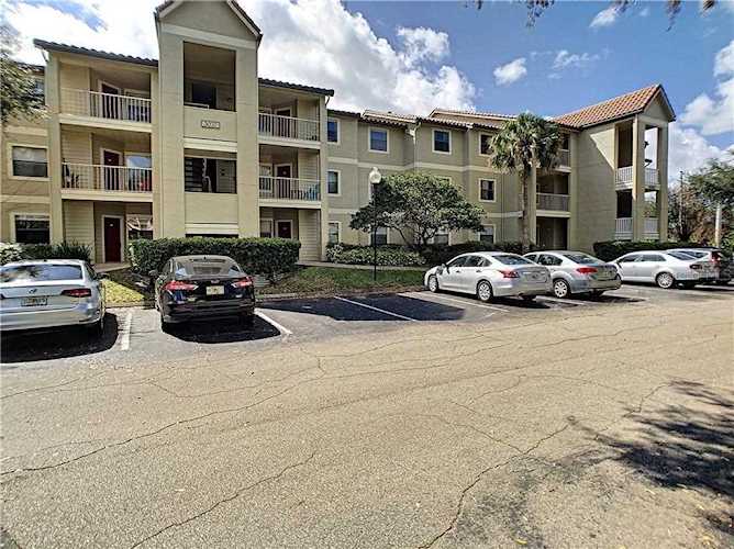 3032 Parkway Blvd #106 Kissimmee, FL 34747