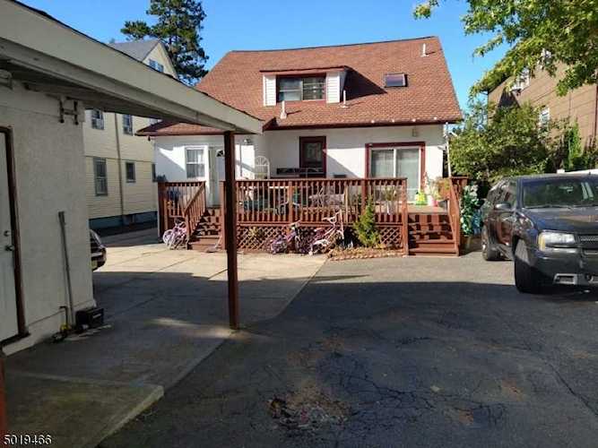 520 Jersey Ave Elizabeth City, NJ 07202
