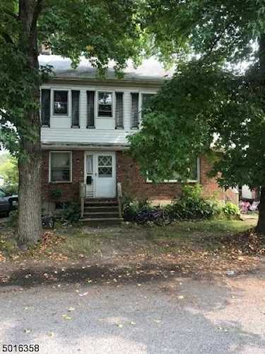 20-22 Adams St Belvidere Twp., NJ 07823