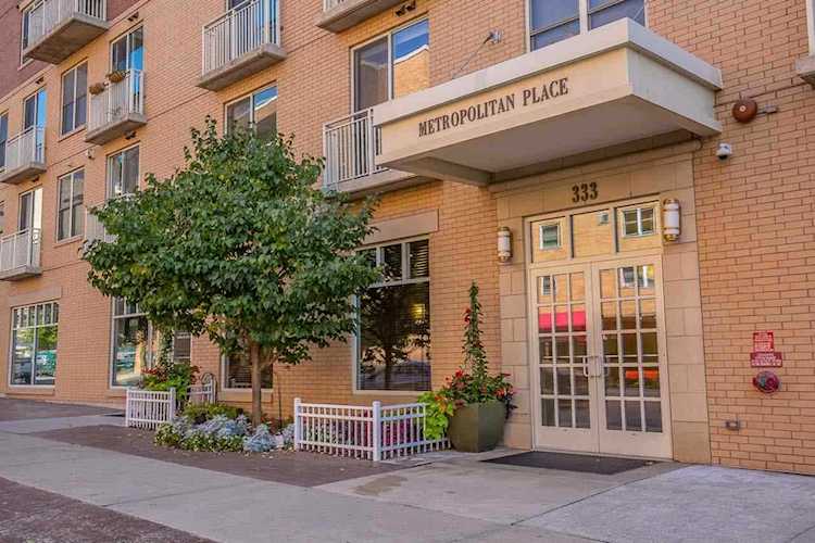 333 W Mifflin St #3100 Madison, WI 53703