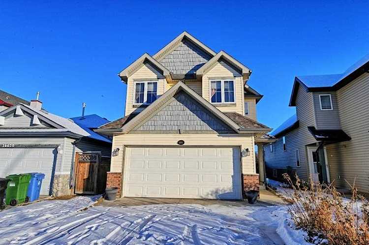 16034 Everstone Rd SW Calgary, AB T2Y 4J7