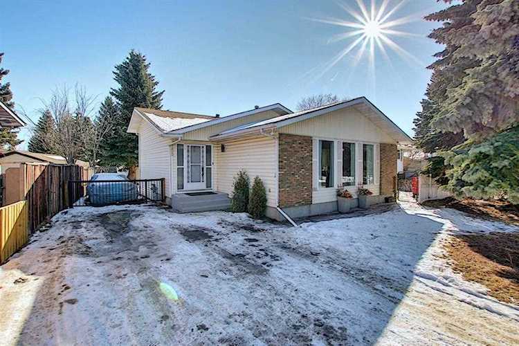 3620 64 St NE Calgary, AB T1Y 4L6