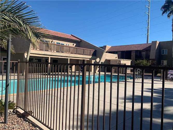 5265 Indian River Dr #256 Las Vegas, NV 89103