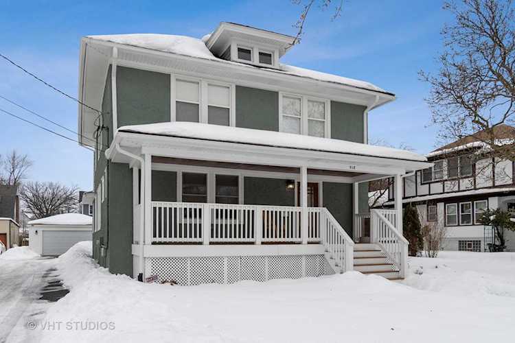 518 E 12th St Lockport, IL 60441