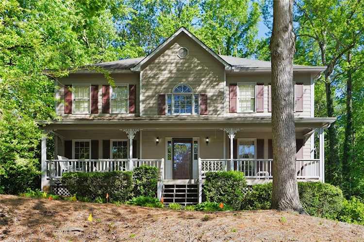4146 Country Manor Ct NE Woodstock, GA 30188