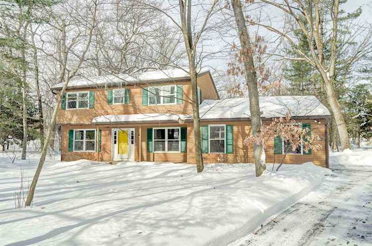 7802 Cherry Wood Ln Middleton, WI 53593 | MLS 1902047 Photo 1