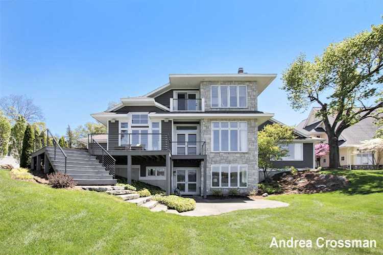 753 South Shore Dr Holland, MI 49423
