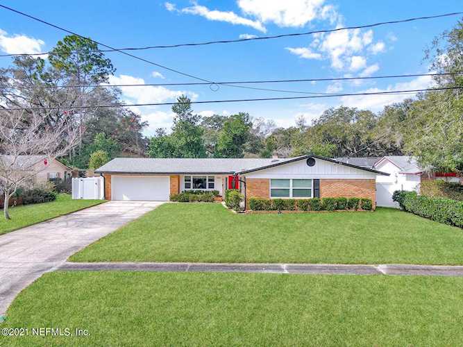 1832 Dalamon St Jacksonville, FL 32211