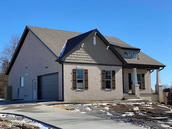 4901 Sycamore Ridge Ln La Grange, KY 40031