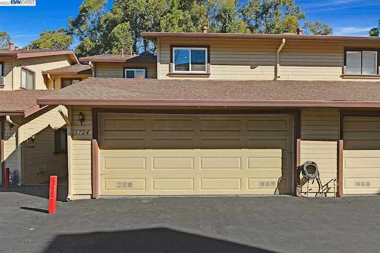 1724 Calais Ct Hayward, CA 94541