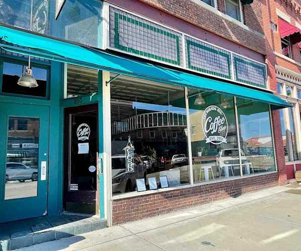 203 N Main St Monticello, WI 53570