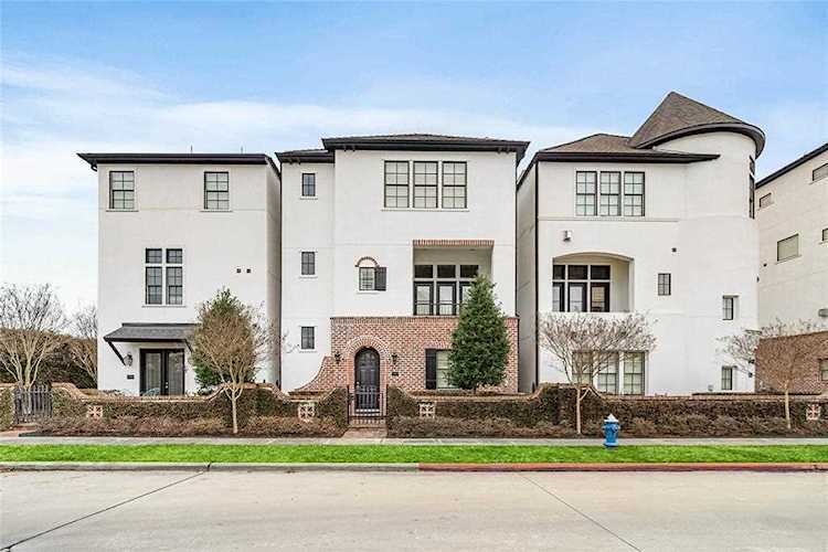 2718 Arabelle St Houston, TX 77007