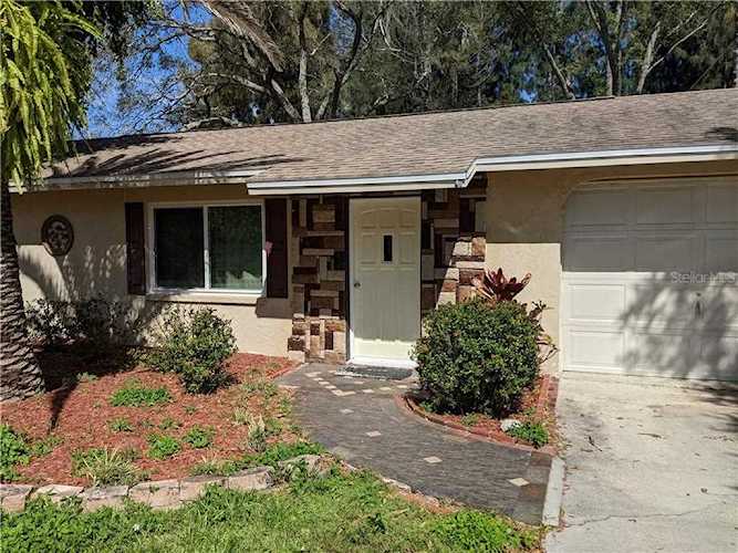 1831 Bayonne St Sarasota, FL 34231
