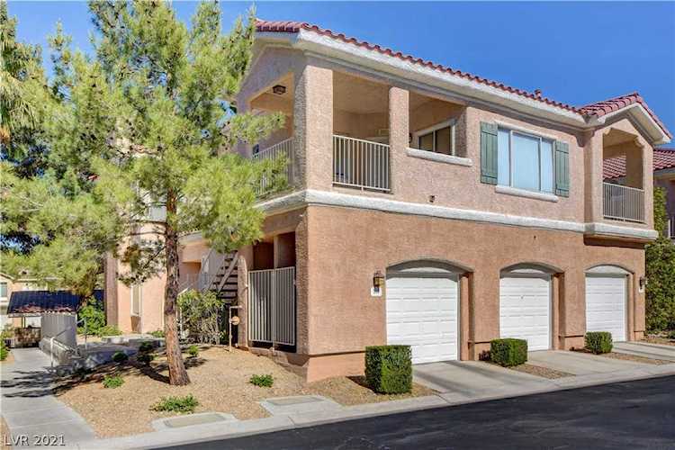 251 Green Valley Parkway #221 Henderson, NV 89012