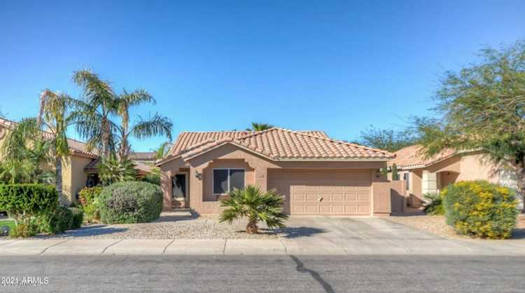832 W Saragosa Street Chandler, AZ 85225 | MLS 6196045 Photo 1