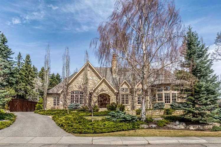 1212 Belavista Crescent SW Calgary, AB T2V 2B1