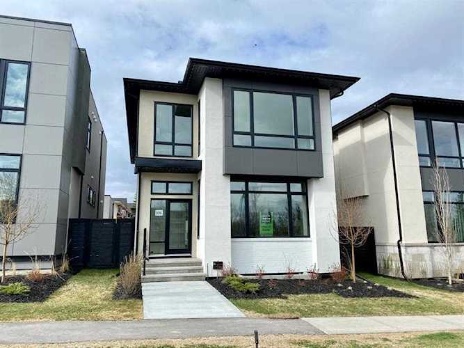 106 Valour Circle SW Calgary, AB T3E 7B6