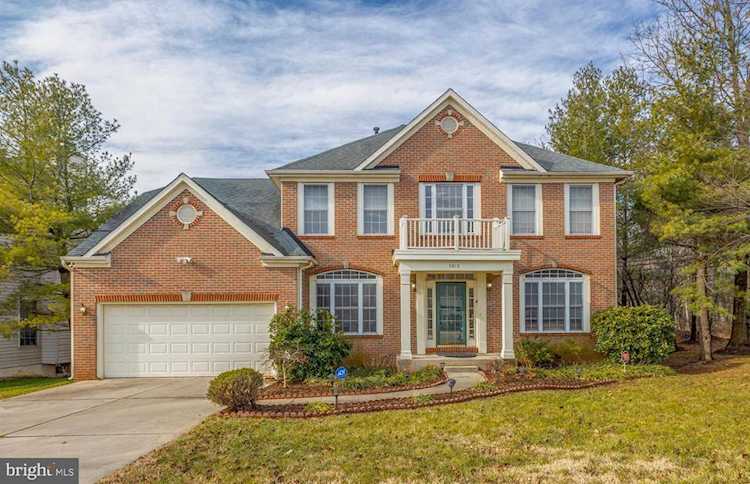 5810 Silk Tree Dr Riverdale, MD 20737 | MLS ® MDPG593000 Photo 1