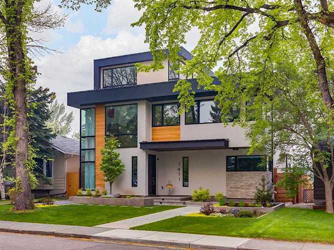 1411 22A St NW Calgary, AB T2N 2N7