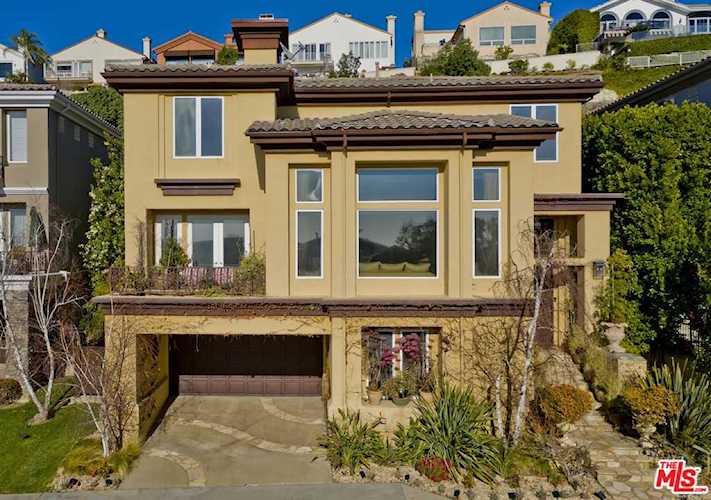 16659 Calle Brittany Pacific Palisades, CA 90272