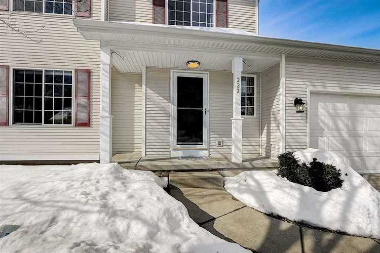232 Valley Ridge Dr Sun Prairie, WI 53590