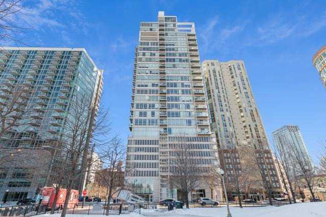 653 N Kingsbury St #2402 Chicago, IL 60654 | MLS 11004571 Photo 1