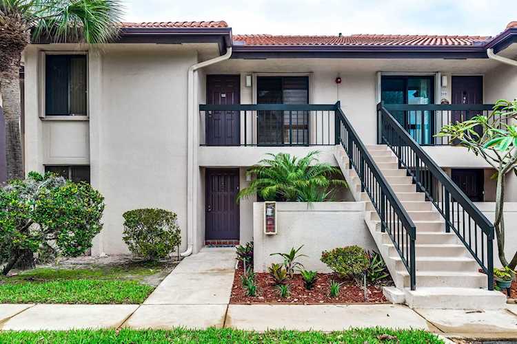 351 Club Circle #108 Boca Raton, FL 33487