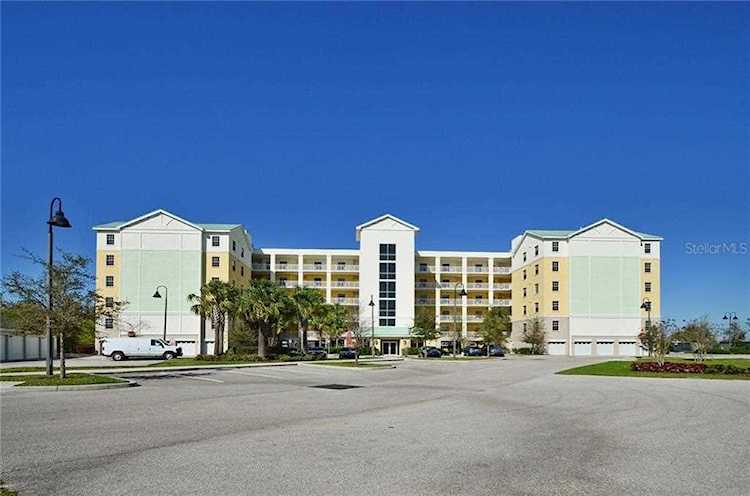 4177 N Orange Blossom Trl #502 Orlando, FL 32804