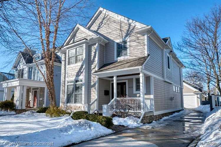 925 Bird Ave Birmingham, MI 48009 | MLS 2210012536 Photo 1