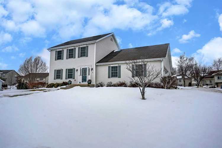 182 Kelvington Dr Sun Prairie, WI 53590
