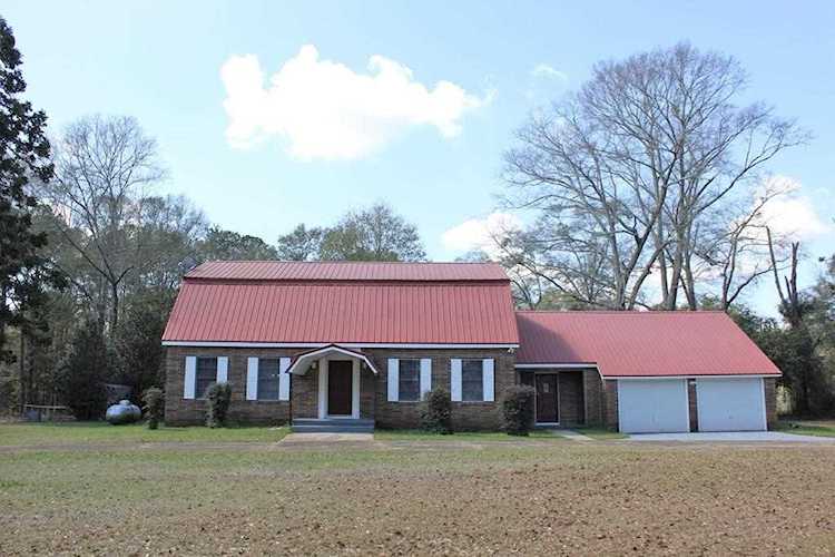 638 County Road 17 Enterprise, AL 36330