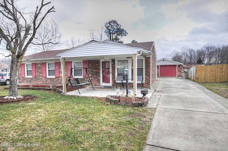 2604 Patio Ct Louisville, KY 40214 | MLS 1577624 Photo 1