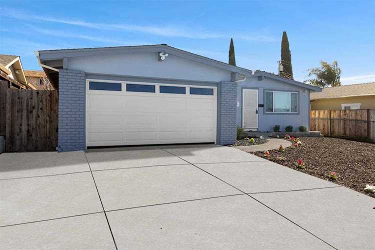 3330 Mount Logan Drive San Jose, CA 95127