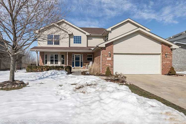 8222 W Rosebury Dr Frankfort, IL 60423