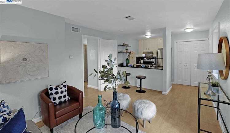 655 River Oak Way Hayward, CA 94544