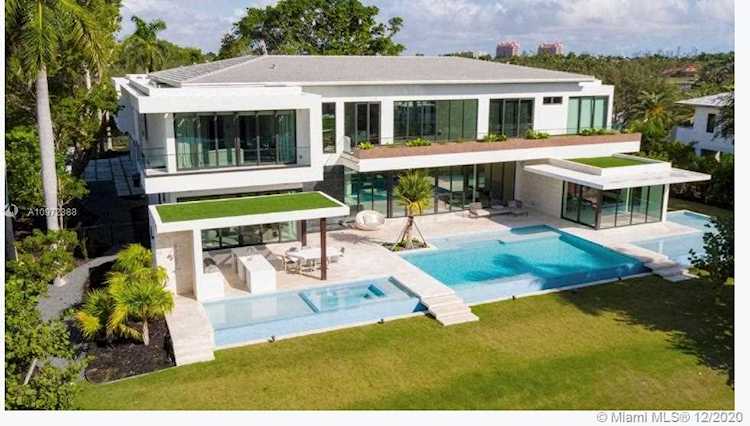 540 Leucadendra Dr Coral Gables, FL 33156