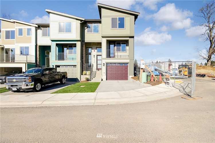1001 105th Avenue Ct E Edgewood, WA 98372