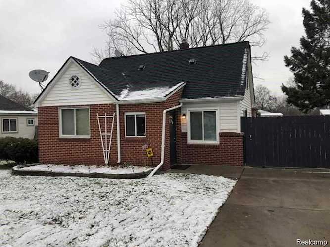 15243 Beech Daly Rd Taylor, MI 48180 | MLS 2210012914 Photo 1
