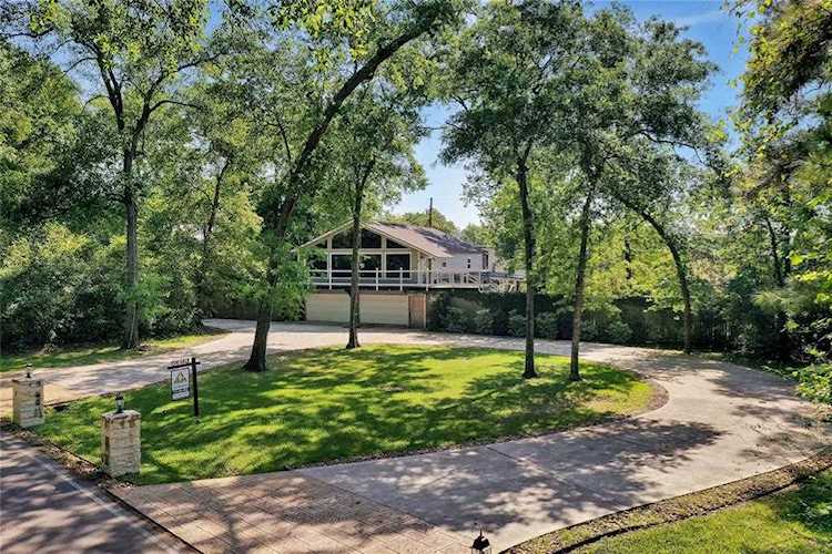 22922 Walden Way St Tomball, TX 77375