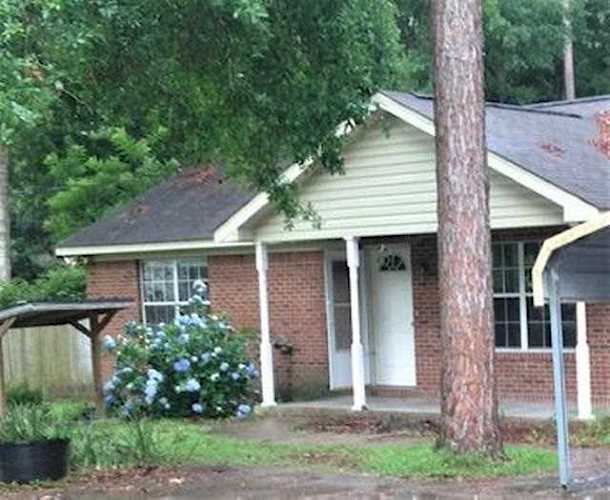 7 Chickat Trl Crawfordville, FL 32327
