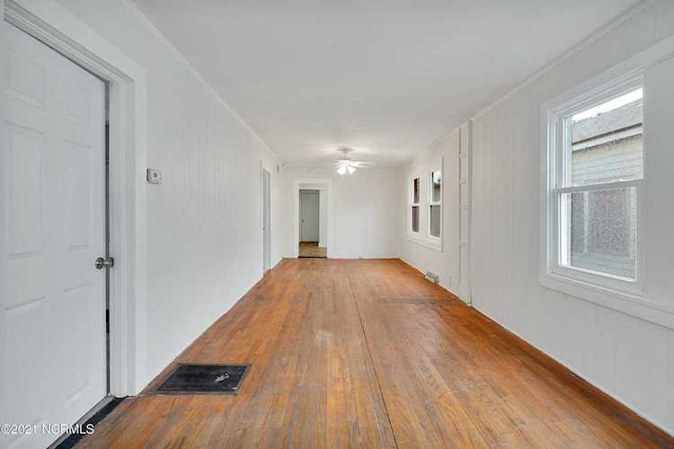 1014 S 6th Street Wilmington, NC 28401