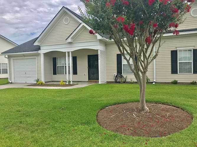 204 Dupont Way Summerville, SC 29485